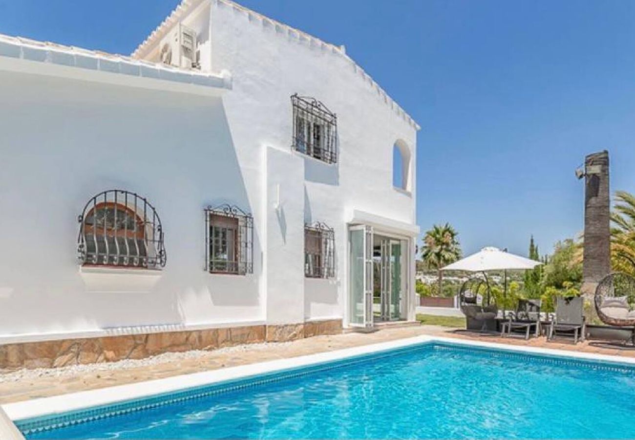 Villa i Marbella - Villa Río: 5 min til Marbellas gamle bydel, strand og shopping