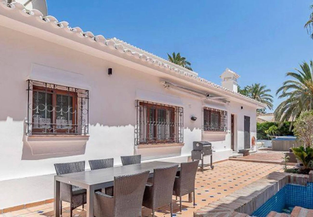 Villa i Marbella - Villa Río: 5 min til Marbellas gamle bydel, strand og shopping