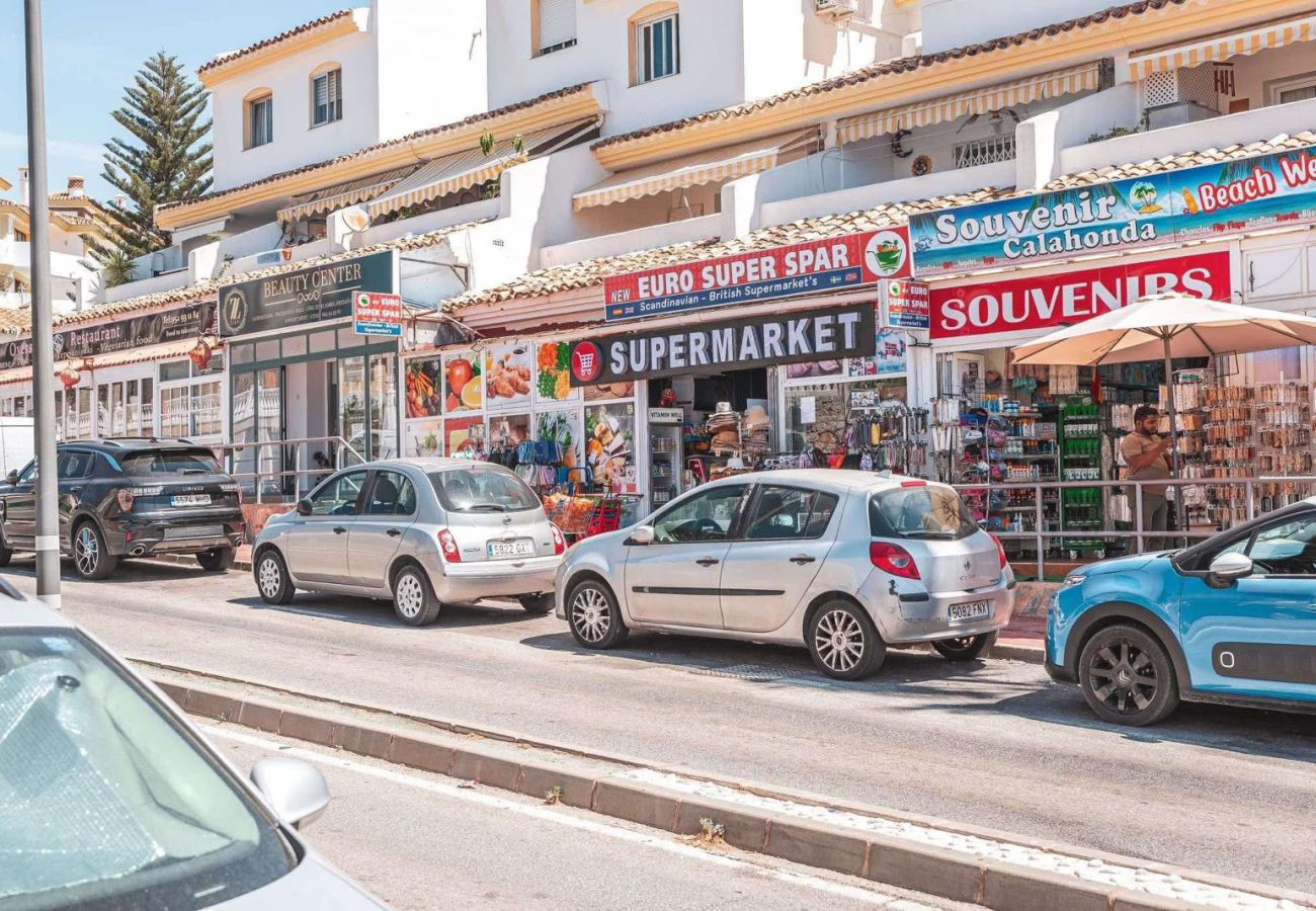 Lejlighed i Mijas Costa - Perfekt beliggenhed! Let gåafstand til strand, restauranter, minimarked, fitnesscenter og padel