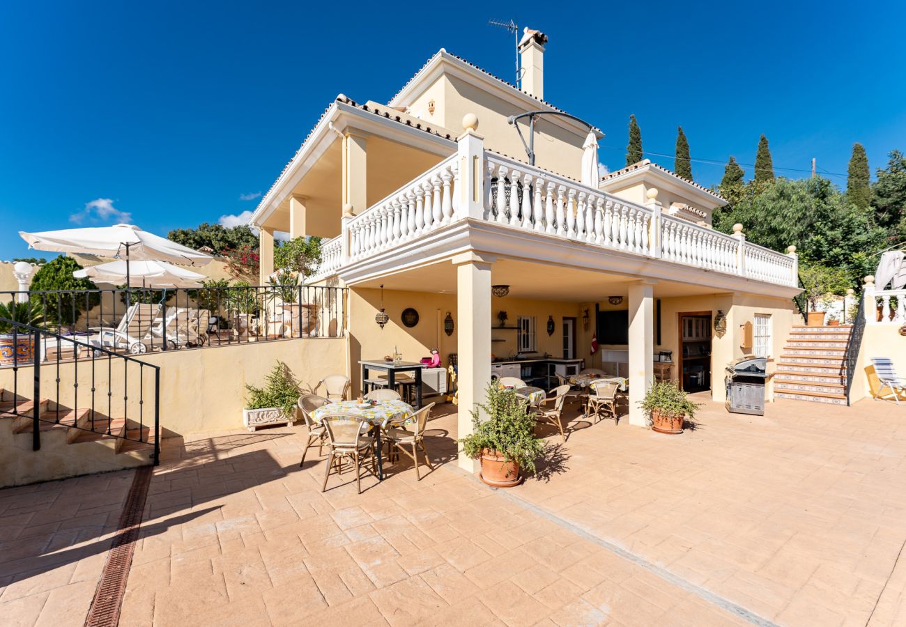 Leje pr. værelse i Estepona - Familieferie i Roca Mansion 