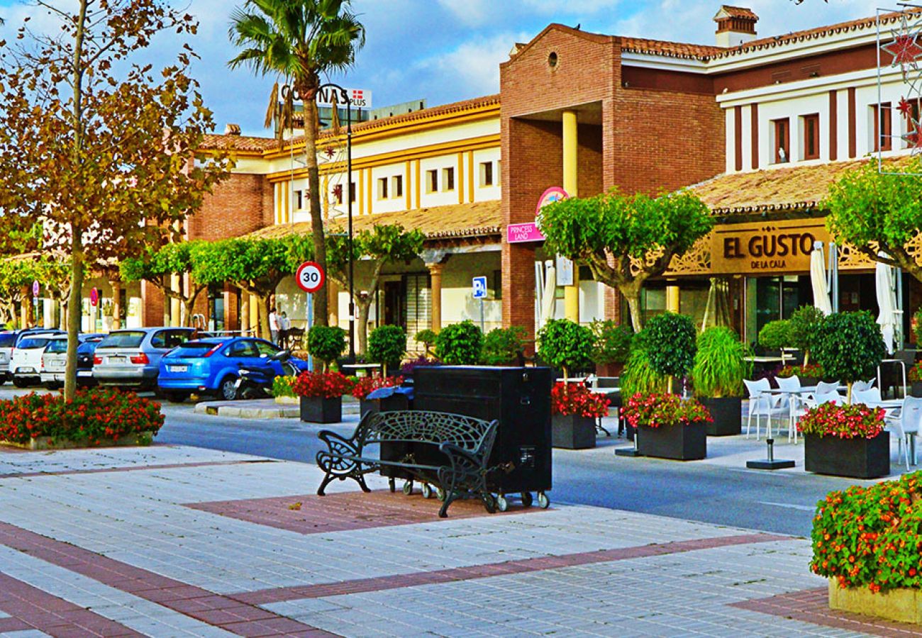 Lejlighed i Mijas - Kort gåtur til La Cala de Mijas strand og centrum