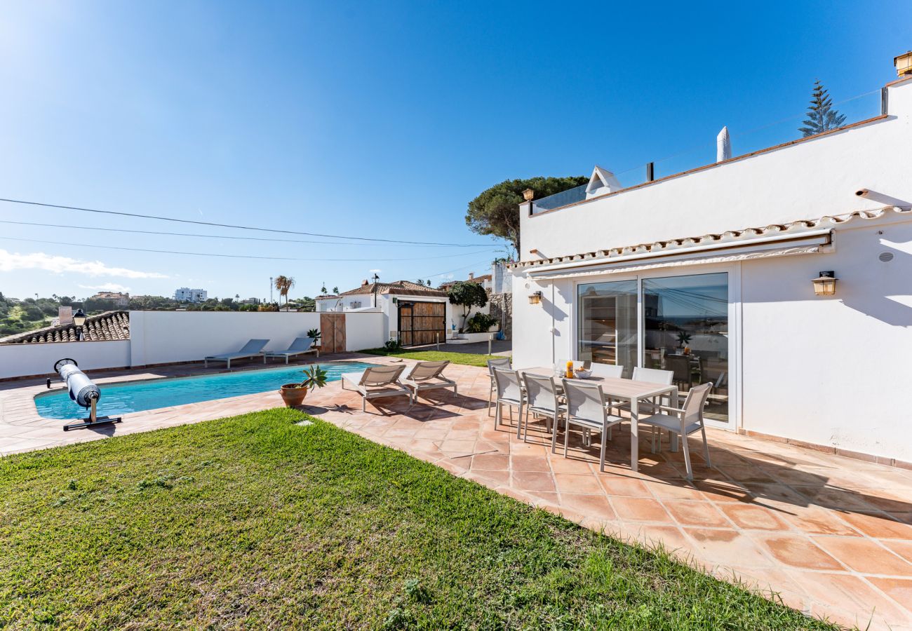 Villa i Mijas Costa - Skøn villa med havudsigt med kun 7 minutters gang til Fuengirola Strand