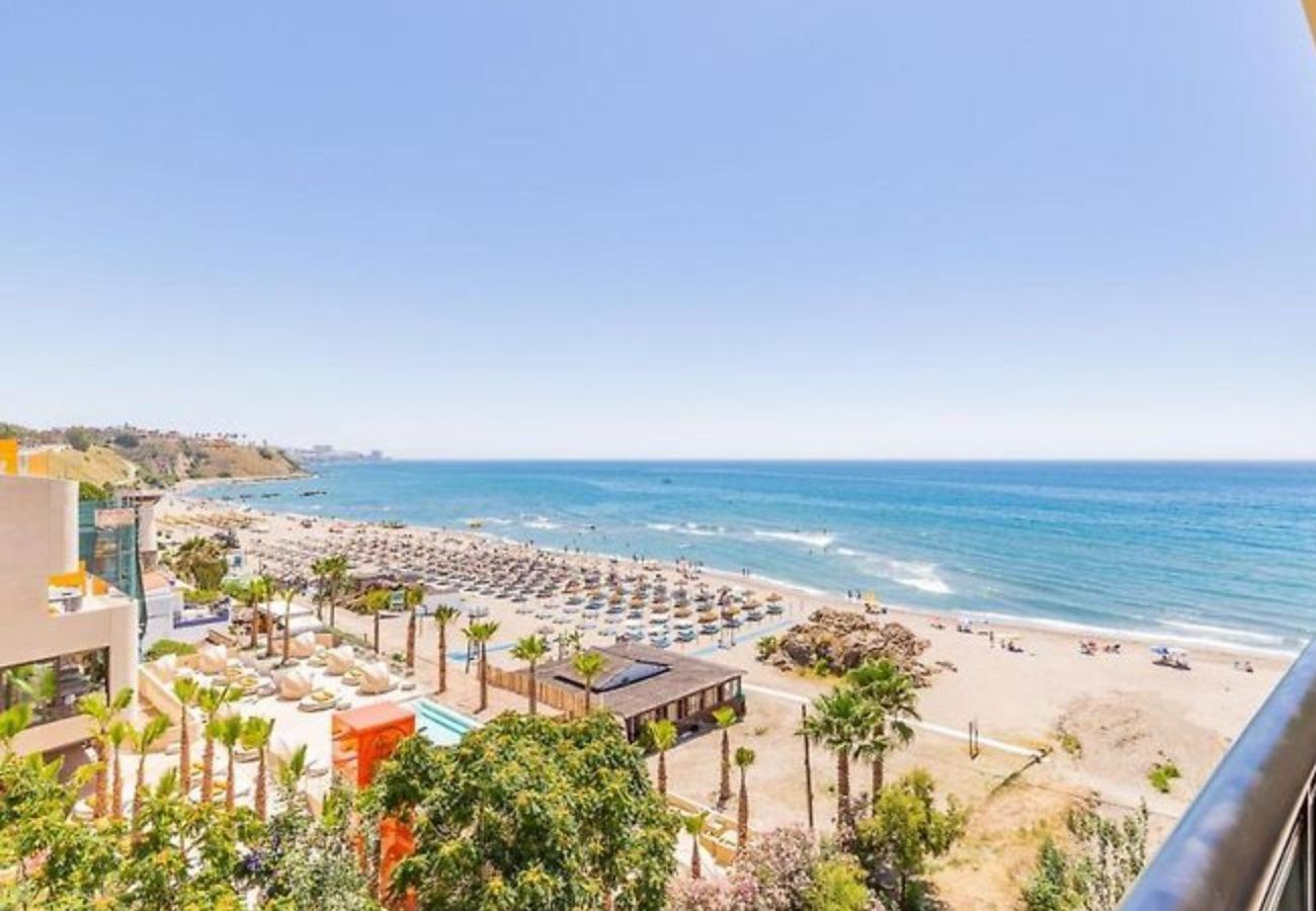 Apartamento en Fuengirola - Camine a la Playa, Restaurantes, Tiendas y Tren 