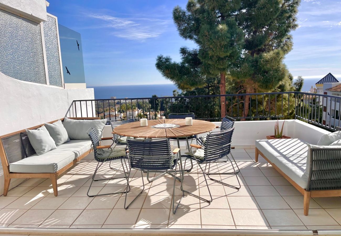 Apartamento en Mijas - Disfruta la vista al mar! Paseo a Restaurantes, Padel y Gym