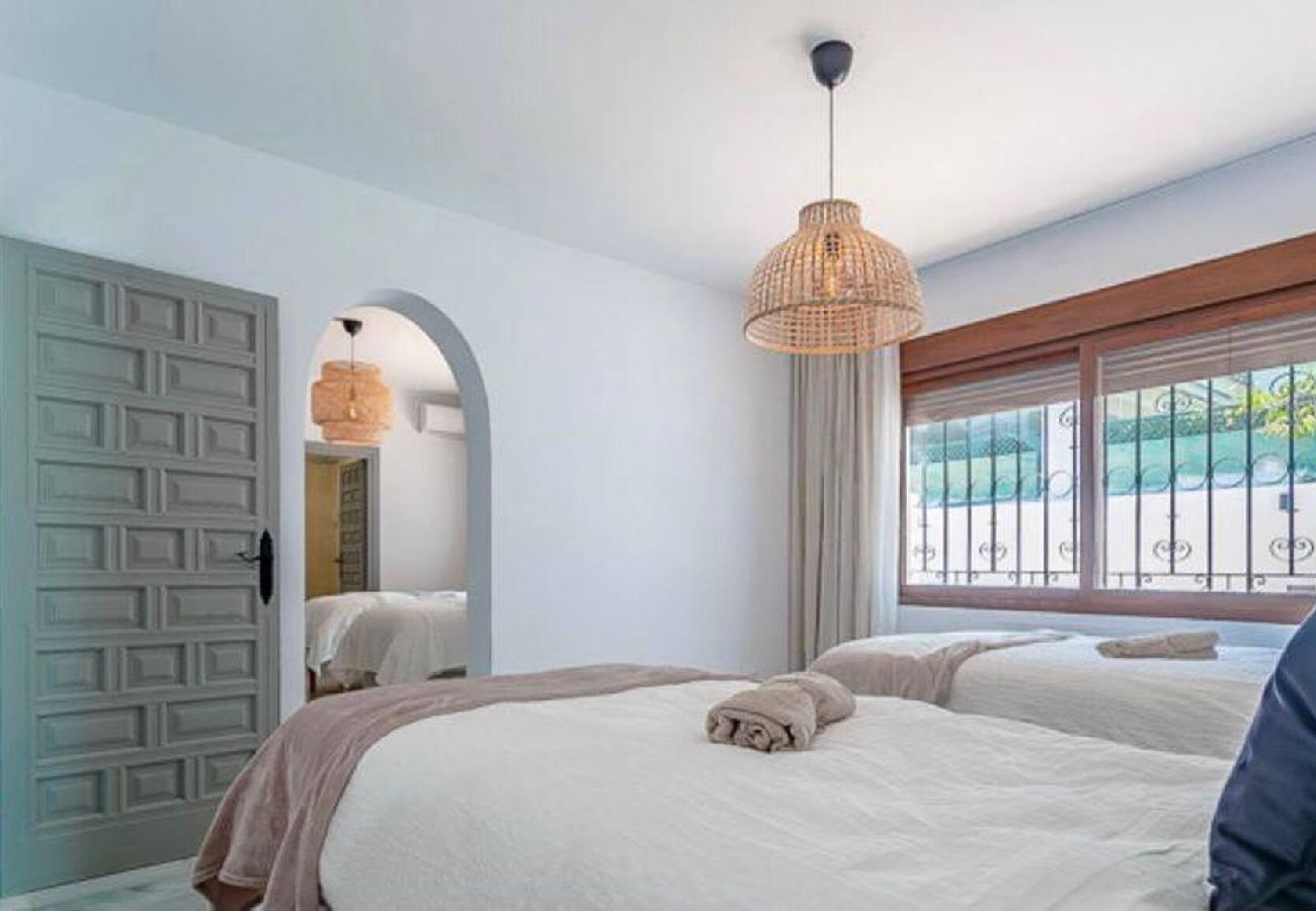 Villa en Marbella - Villa Río: a 5 minutos del casco antiguo de Marbella, la playa y shopping