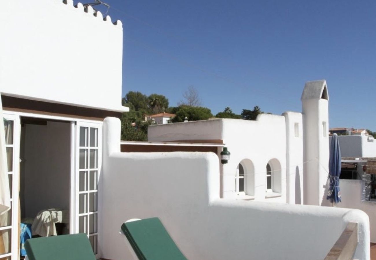 Casa adosada en Benajarafe - Casa con vista al mar en primera línea de playa, a pocos pasos de la piscina