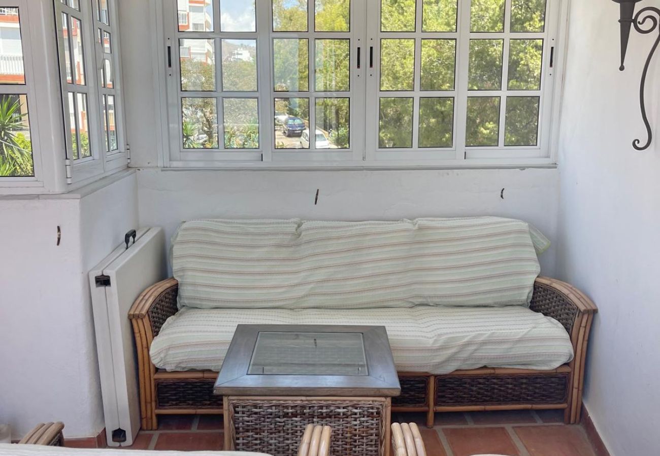 Casa adosada en Benajarafe - Casa con vista al mar en primera línea de playa, a pocos pasos de la piscina