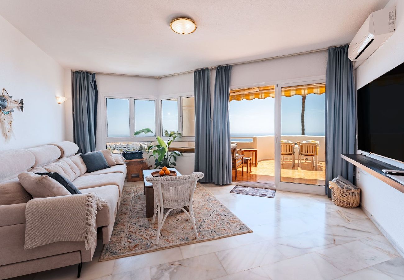 Apartamento en Mijas Costa - Encantadora vista al mar en Mijas, a pie excelentes restaurantes