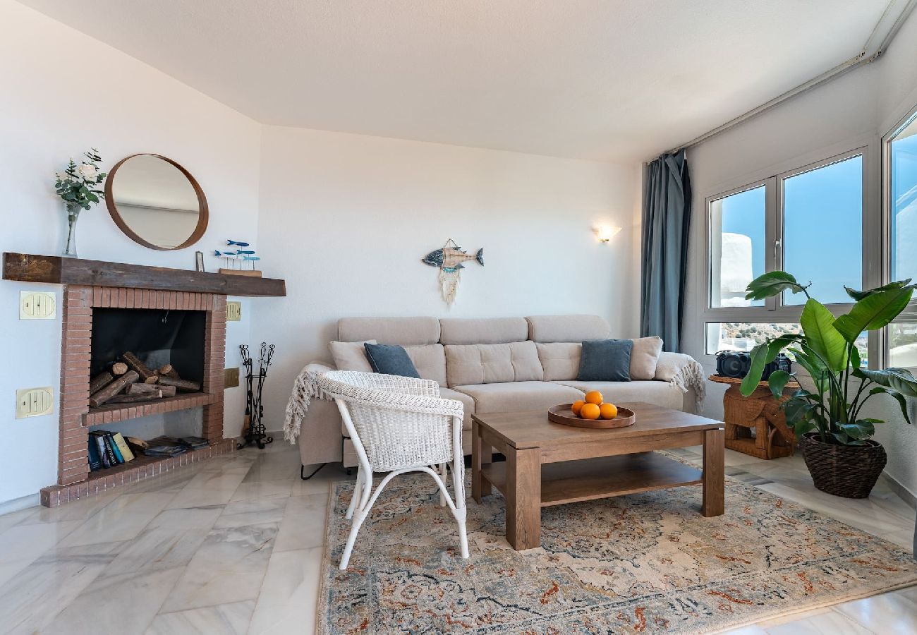 Apartamento en Mijas Costa - Encantadora vista al mar en Mijas, a pie excelentes restaurantes