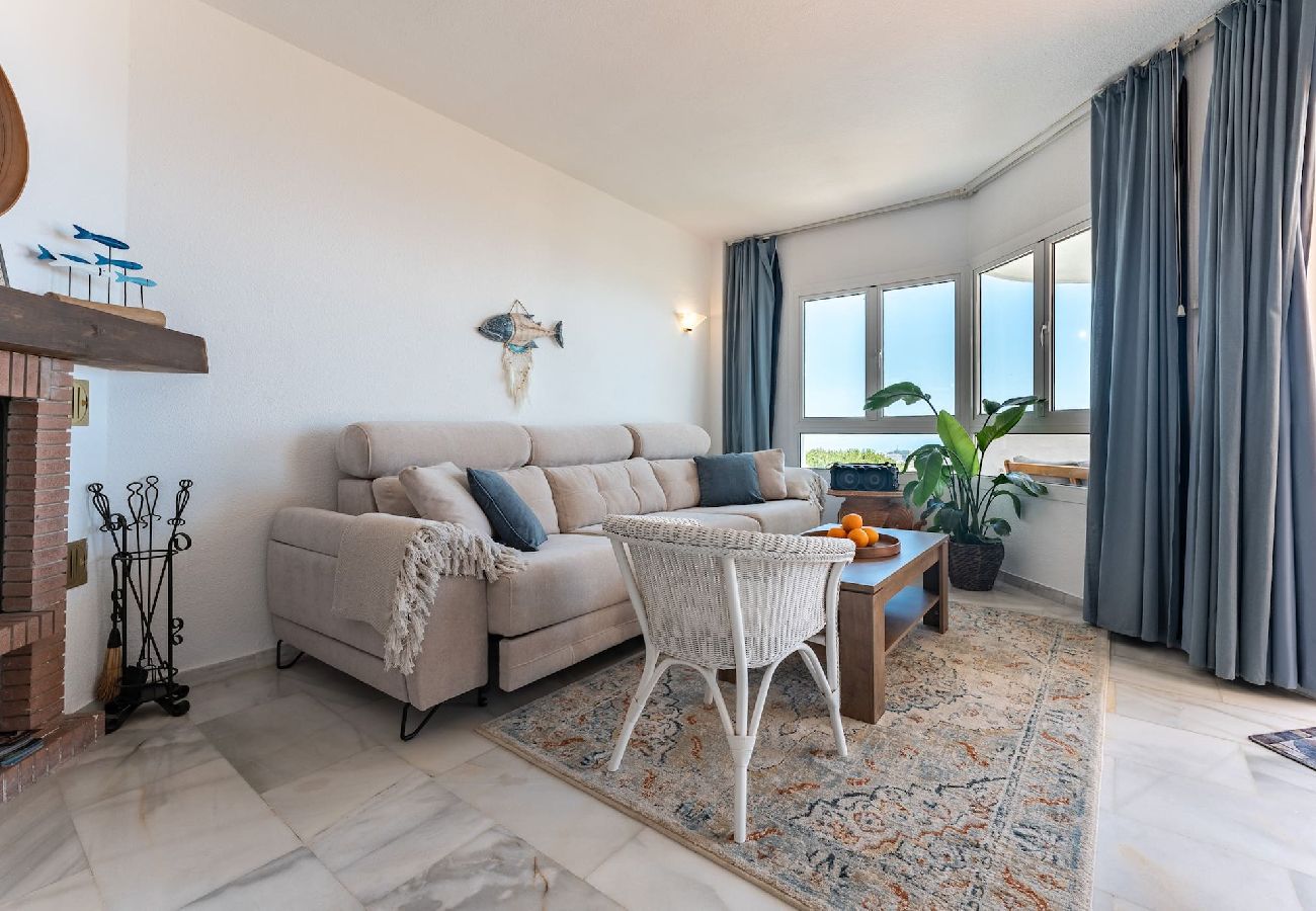 Apartamento en Mijas Costa - Encantadora vista al mar en Mijas, a pie excelentes restaurantes