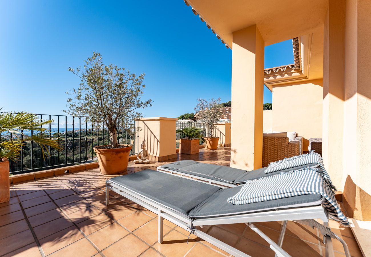 Apartamento en Mijas - Ático de lujo cerca de playa, tiendas, golf y gimnasio