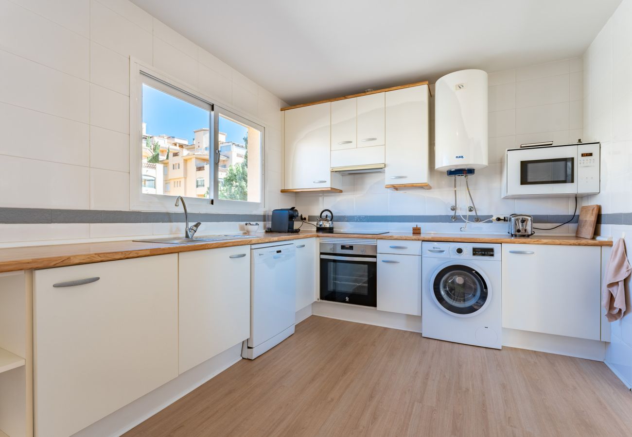 Apartamento en Mijas - Ático de lujo cerca de playa, tiendas, golf y gimnasio