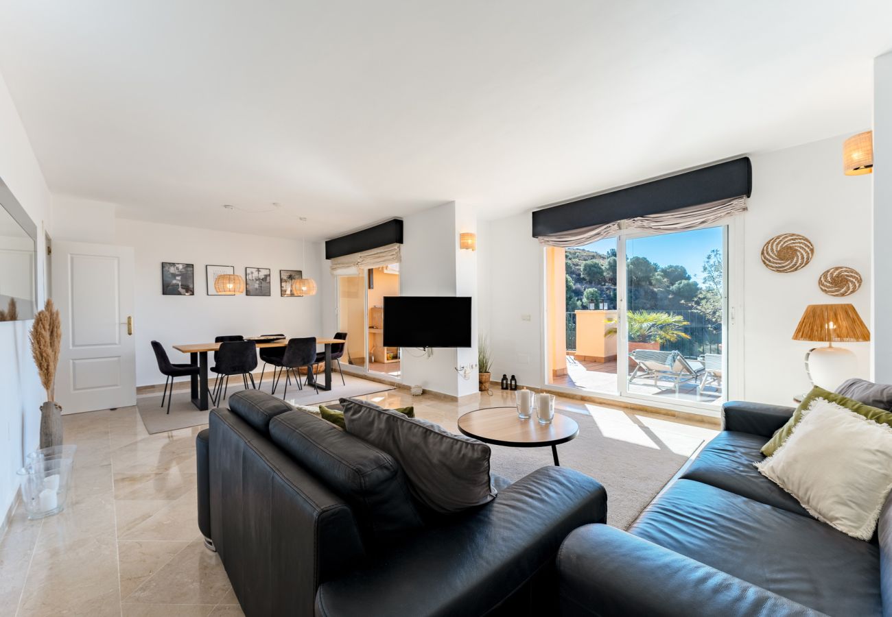 Apartamento en Mijas - Ático de lujo cerca de playa, tiendas, golf y gimnasio