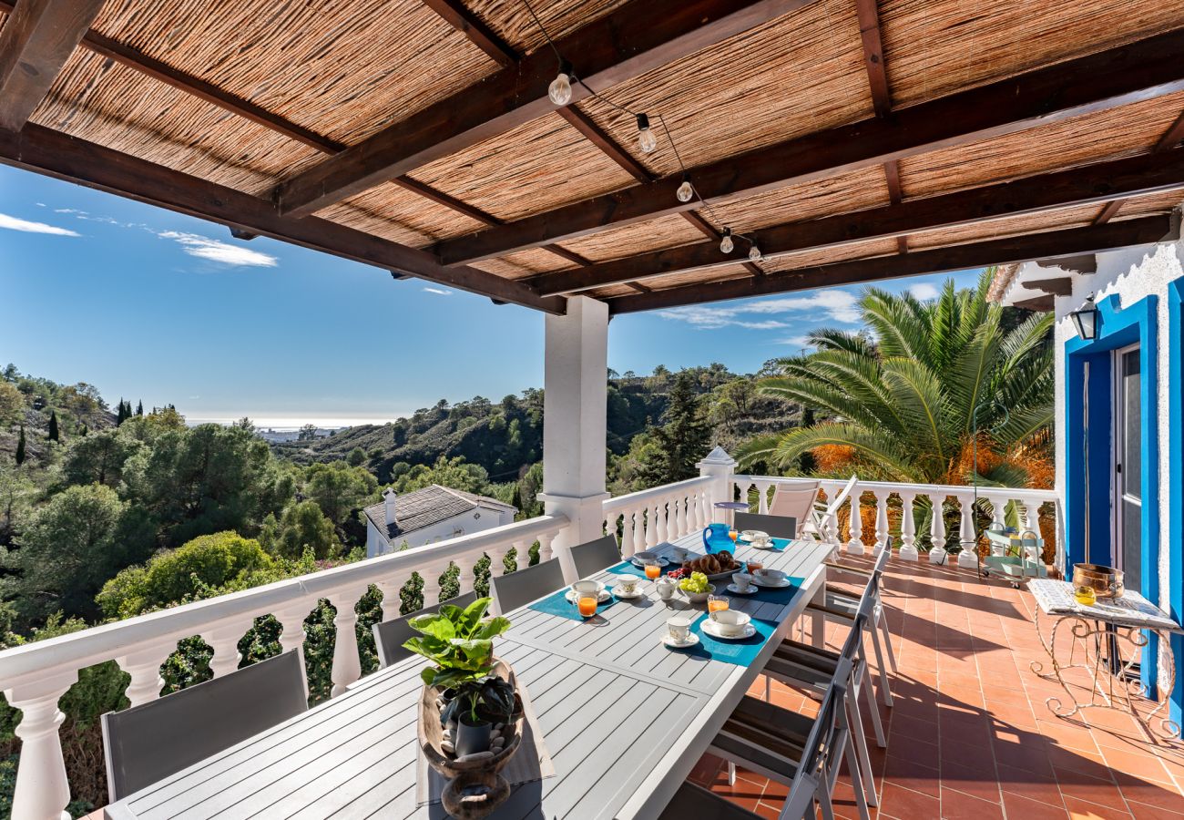 Villa en Mijas - Villa andaluza con vistas al mar cerca de Mijas Pueblo