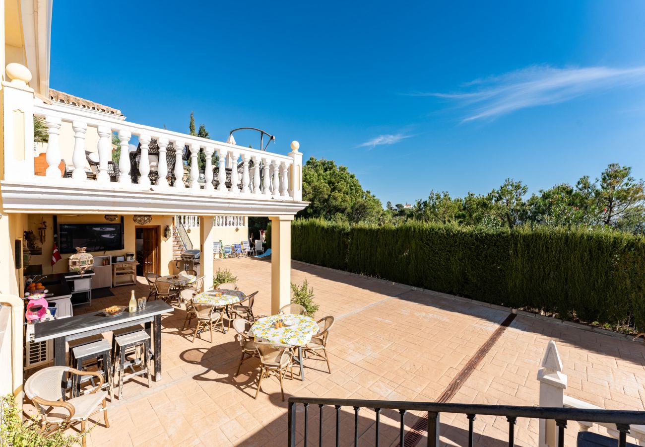 Alquiler por habitaciones en Estepona - Casa de vacaciones familiar en Roca Mansion