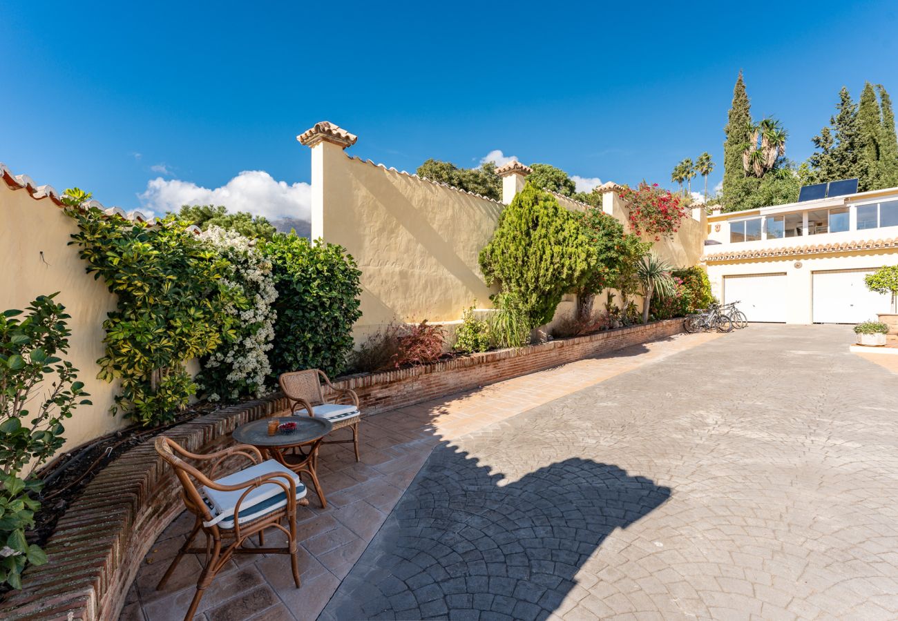 Alquiler por habitaciones en Estepona - Casa de vacaciones familiar en Roca Mansion