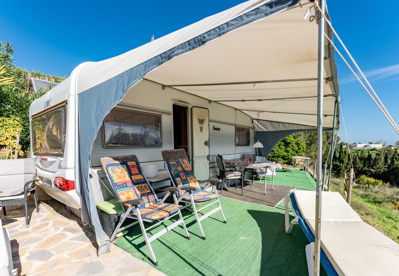 Mobile home en Estepona - Camping familiar con piscina y jacuzzi