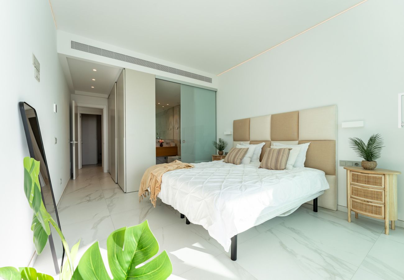 Apartamento en Fuengirola - Nuevo Apartamento de lujo 10min a pie de la playa de Fuengirola 