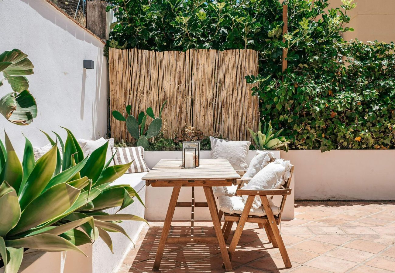 Casa adosada en Málaga - Casa Renovada con Vista al mar y jacuzzi