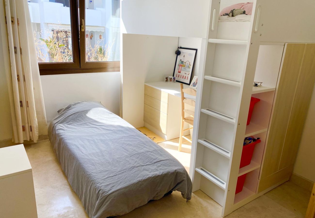 Apartamento en Mijas - A 4 minutos a pie de restaurantes y minimercado. 15min. conducir hasta la playa de Fuengirola