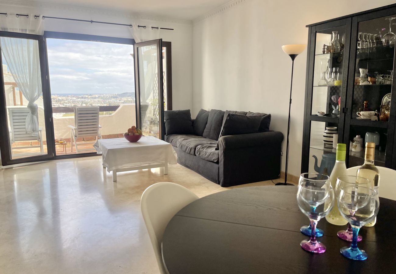 Apartamento en Mijas - A 4 minutos a pie de restaurantes y minimercado. 15min. conducir hasta la playa de Fuengirola