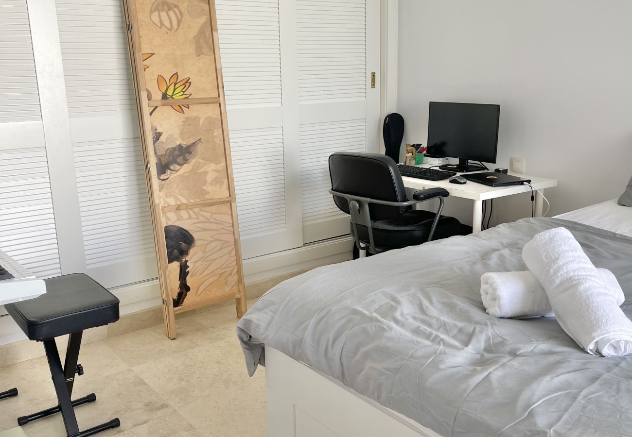 Apartamento en Mijas - A 4 minutos a pie de restaurantes y minimercado. 15min. conducir hasta la playa de Fuengirola