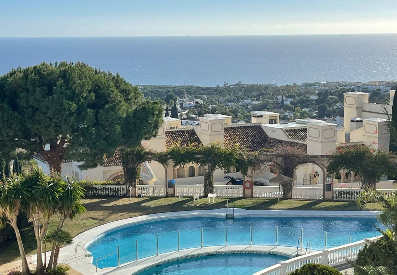 Apartamento en Mijas Costa - Mágica vista al mar con facil pie a restaurantes, gimnasio y golf