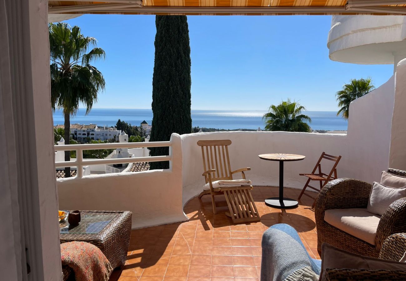 Apartamento en Mijas Costa - Mágica vista al mar con facil pie a restaurantes, gimnasio y golf