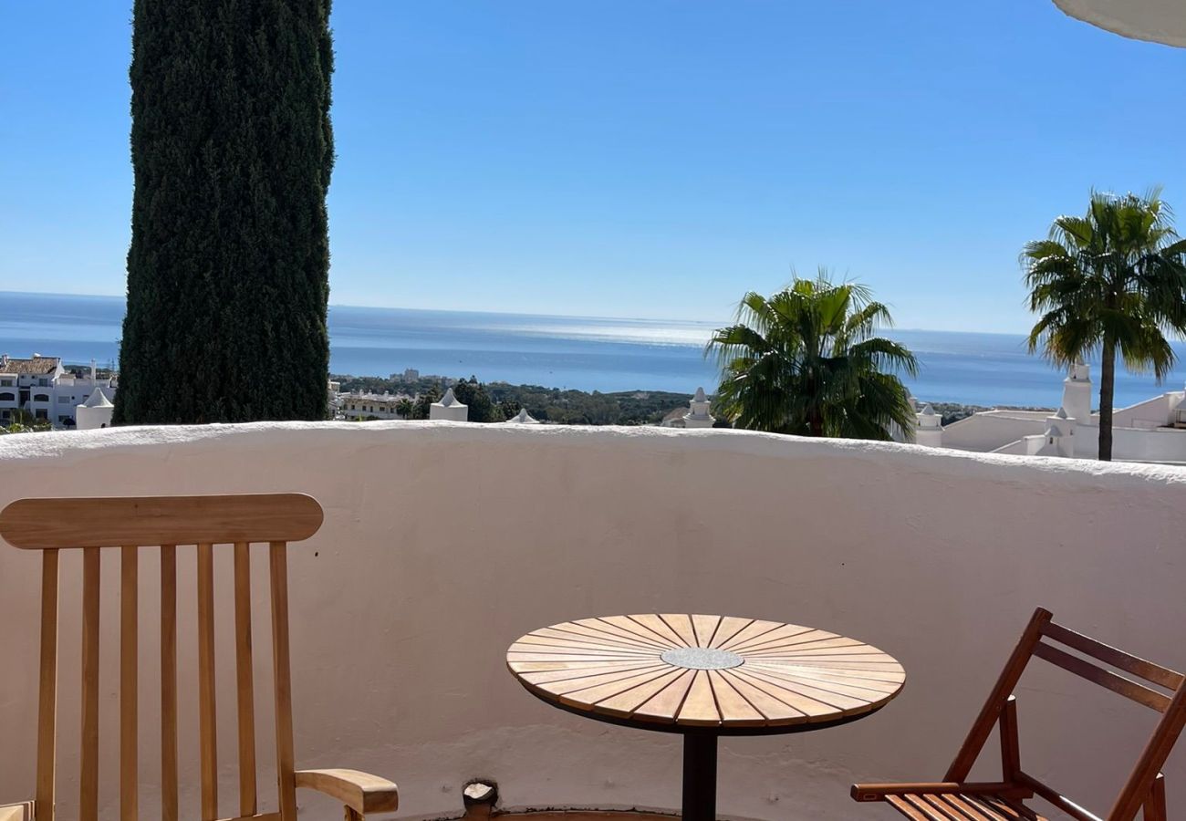 Apartamento en Mijas Costa - Mágica vista al mar con facil pie a restaurantes, gimnasio y golf