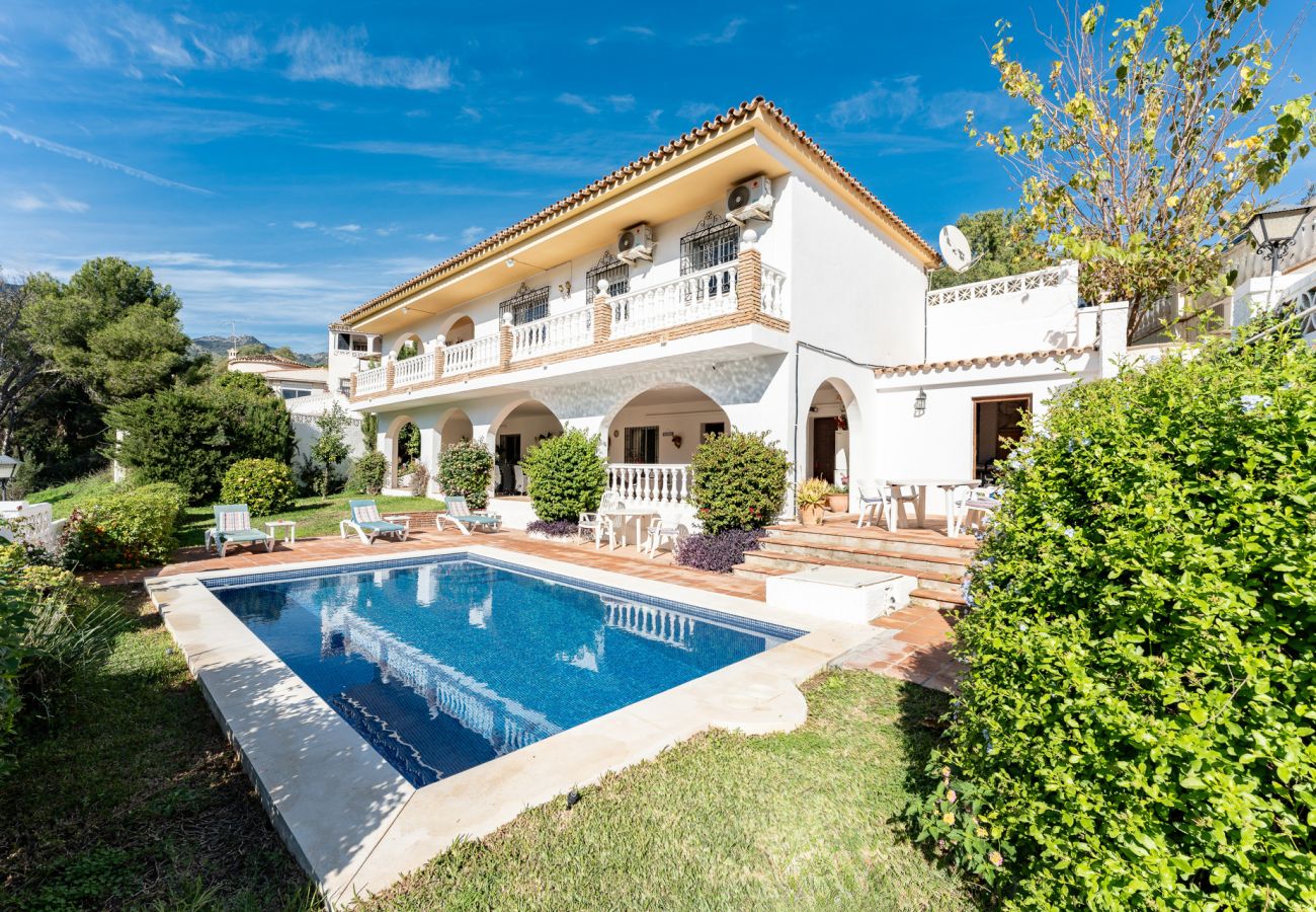 Villa in Benalmádena - Spanish Villa Altea in Benalmádena, close to the beach