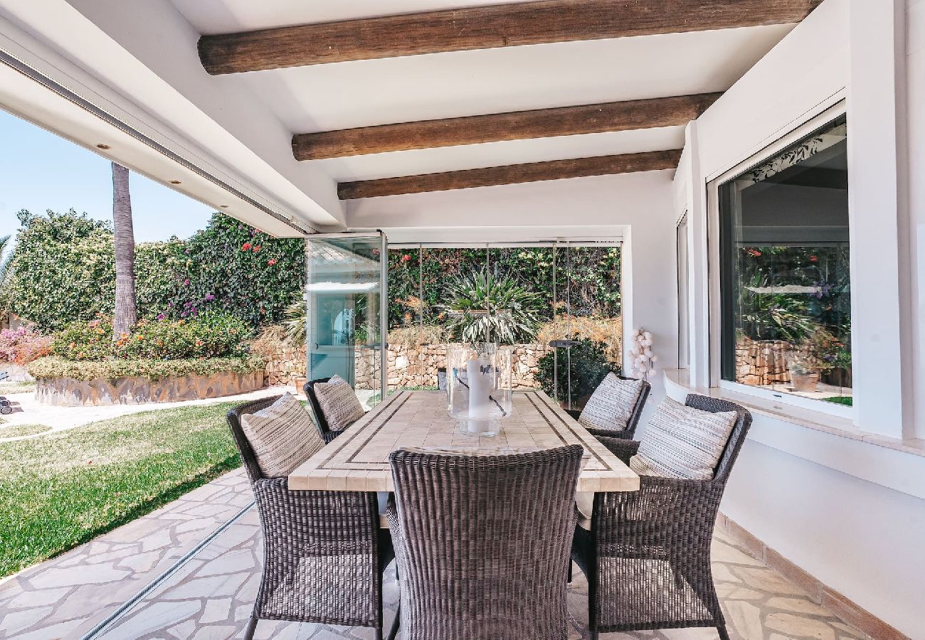 Villa in Benalmádena - Spanish Luxury villa with easy walk to Fuengirola beach