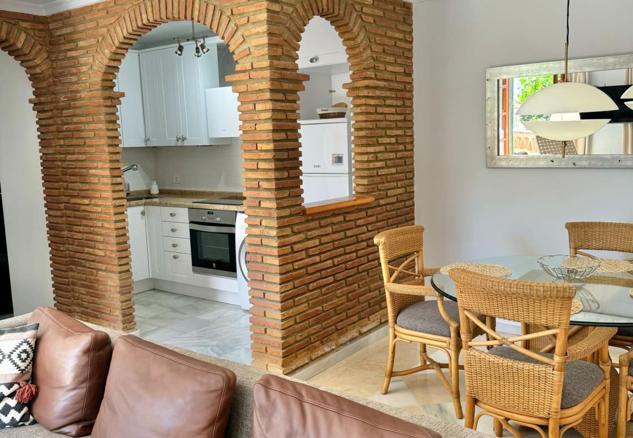 Apartment in Mijas - Charming Andalucian condo in Puebla Aida