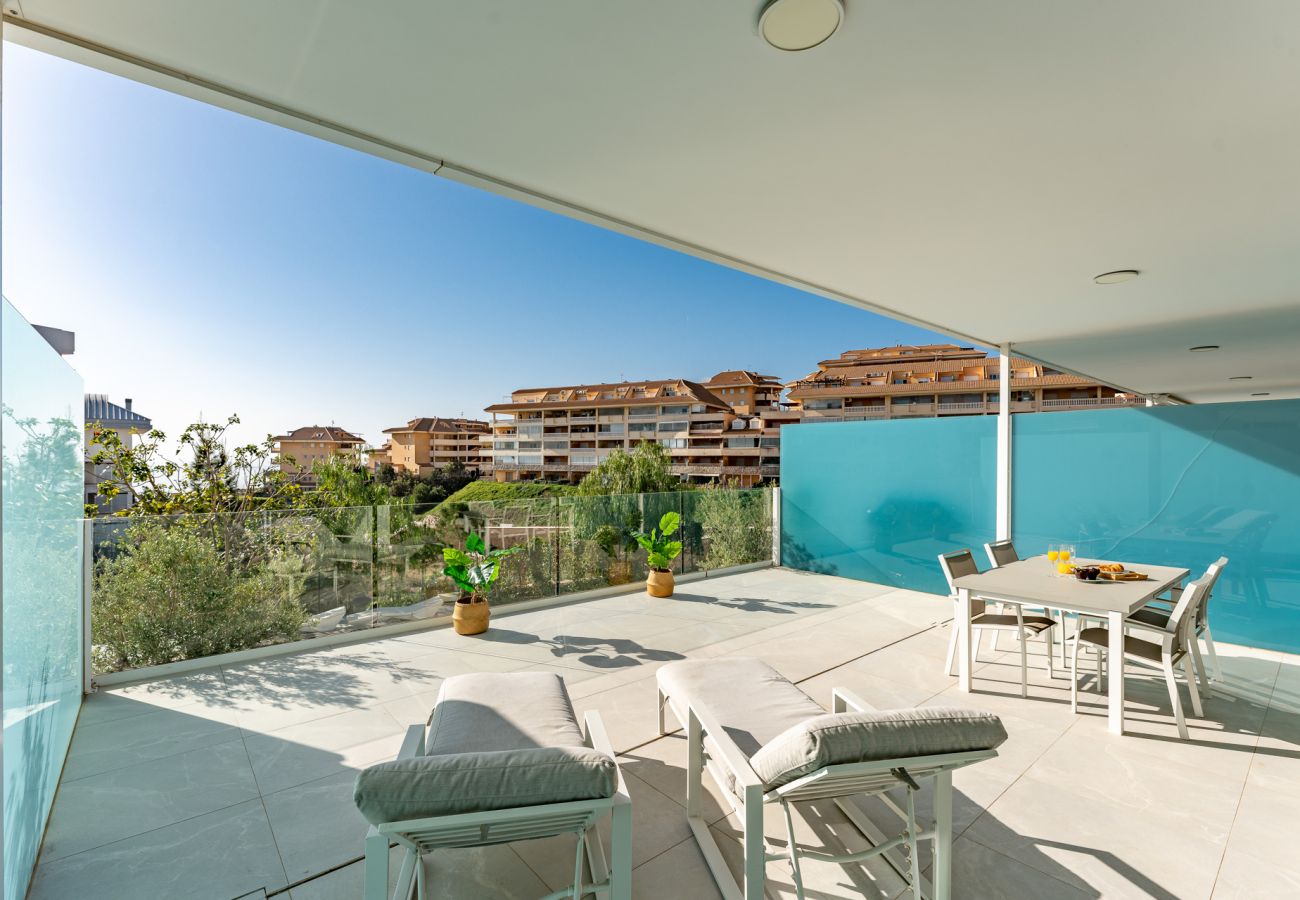 Apartment in Fuengirola - New Luxury Apartment 500m from Fuengirola Beach