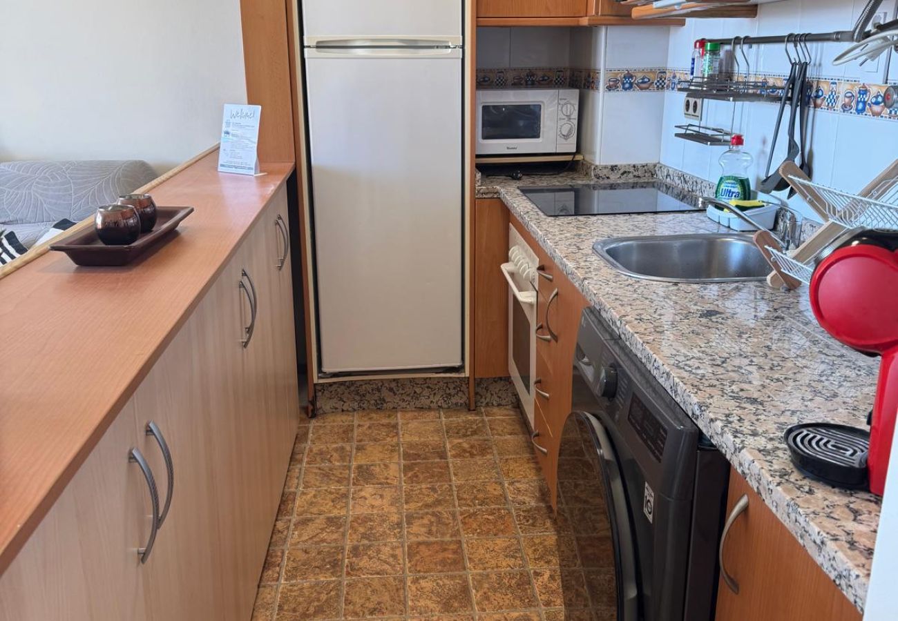 Apartment in Fuengirola - Yucas Sea view, easy walk to beach, shops and restaurants