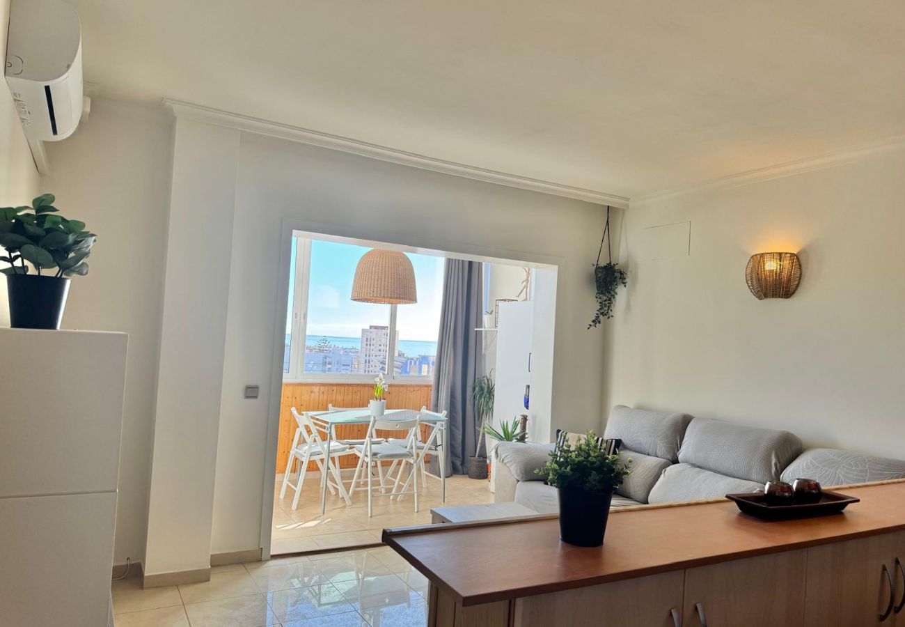 Apartment in Fuengirola - Yucas Sea view, easy walk to beach, shops and restaurants